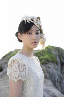 没有穿衣服的歌的mv